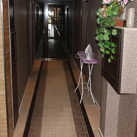 דירה Club Complex נסבר