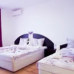 Club Complex Apartment *