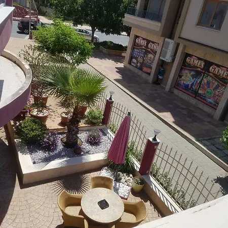 Apartment Club Complex *