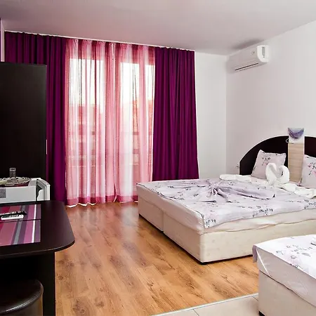 Club Complex Apartamento Nesebar