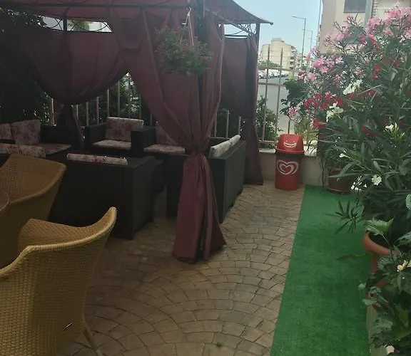 Club Complex 아파트 네세부르
