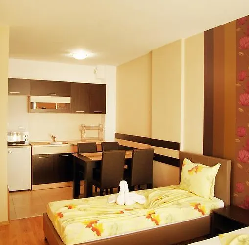 Club Complex * 네세부르