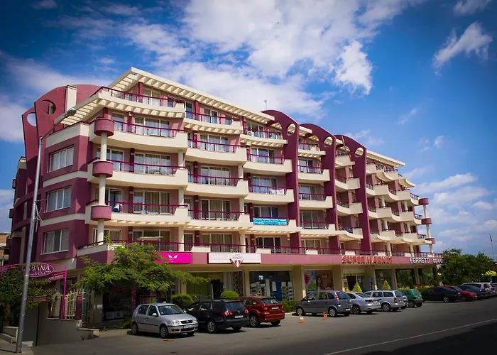 아파트 Club Complex